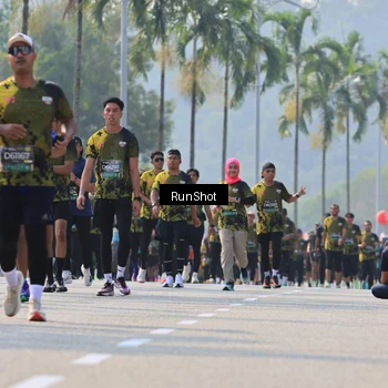 Runner Photo 7014548
