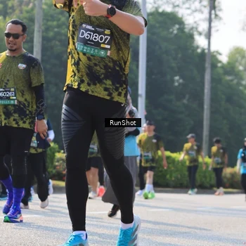Runner Photo 7014692