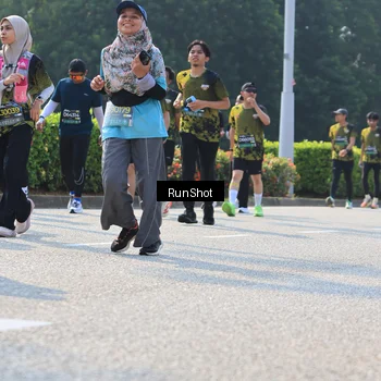 Runner Photo 7014705