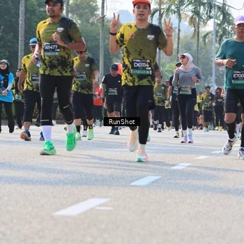 Runner Photo 7014724