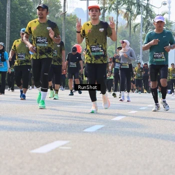 Runner Photo 7014725