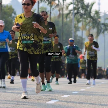 Runner Photo 7014794