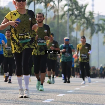 Runner Photo 7014797