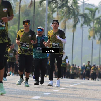 Runner Photo 7014811