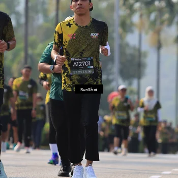 Runner Photo 7014858