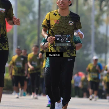 Runner Photo 7014864