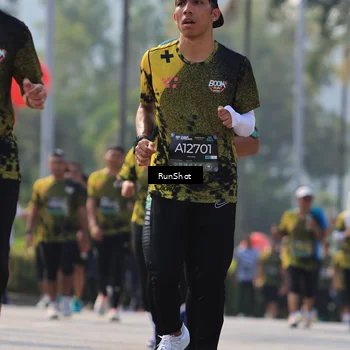 Runner Photo 7014871