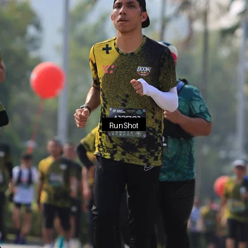 Runner Photo 7014884