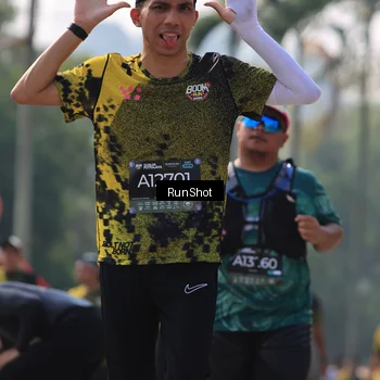 Runner Photo 7014901
