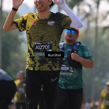 Runner Photo 7014902