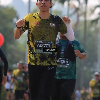 Runner Photo 7014909