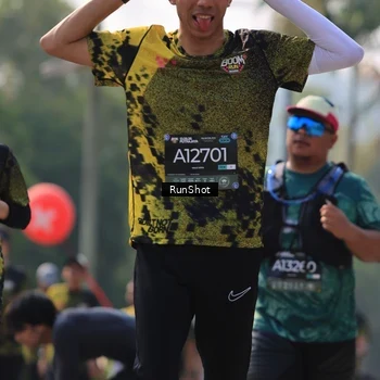 Runner Photo 7014911