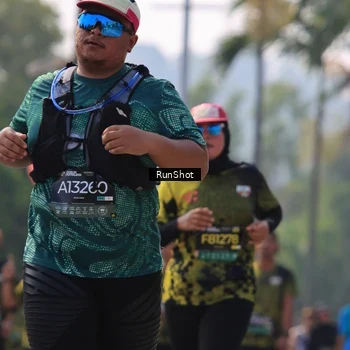 Runner Photo 7014942