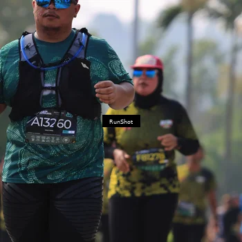 Runner Photo 7014956