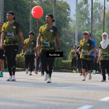 Runner Photo 7014980