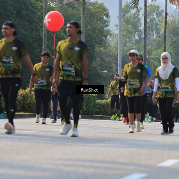 Runner Photo 7014985