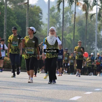 Runner Photo 7015008