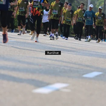 Runner Photo 7015062