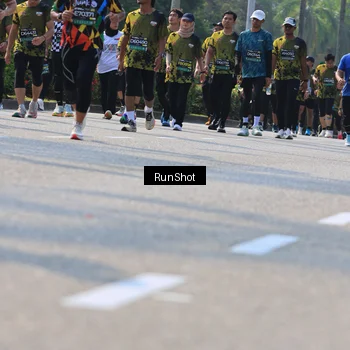Runner Photo 7015064