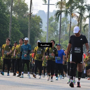 Runner Photo 7015081