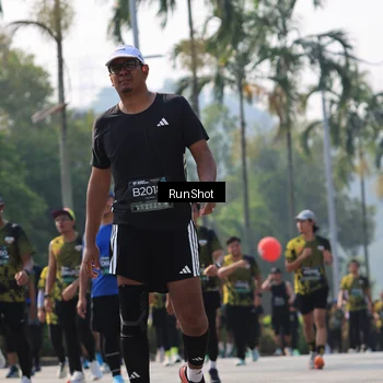 Runner Photo 7015090