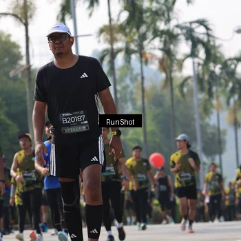 Runner Photo 7015091