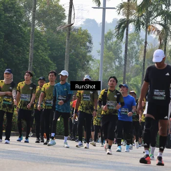 Runner Photo 7015092
