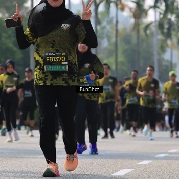 Runner Photo 7015162