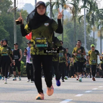 Runner Photo 7015169