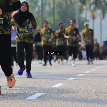 Runner Photo 7015171