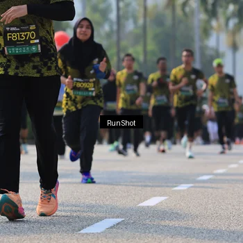 Runner Photo 7015188