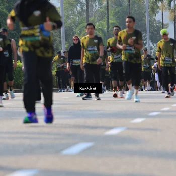 Runner Photo 7015189