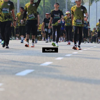 Runner Photo 7015202