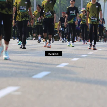 Runner Photo 7015204