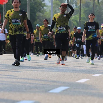 Runner Photo 7015210