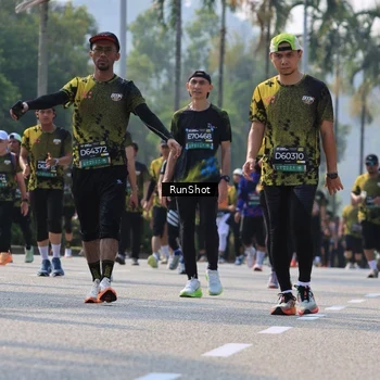 Runner Photo 7015245