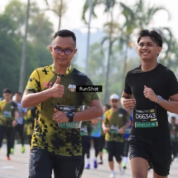 Runner Photo 7015249