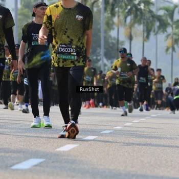 Runner Photo 7015253