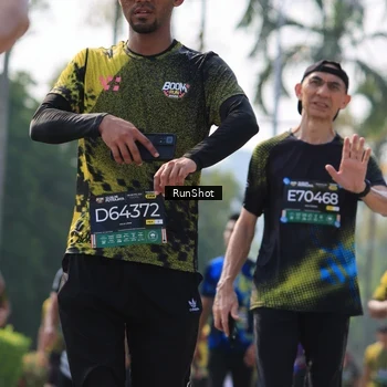 Runner Photo 7015273