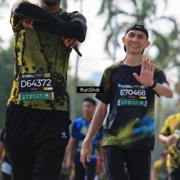 Runner Photo 7015275