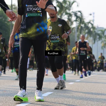 Runner Photo 7015302
