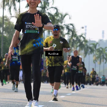 Runner Photo 7015308