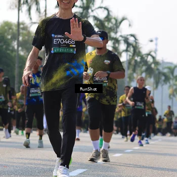 Runner Photo 7015318