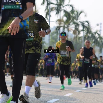 Runner Photo 7015328