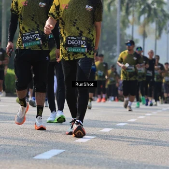 Runner Photo 7015330