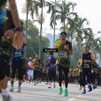 Runner Photo 7015331