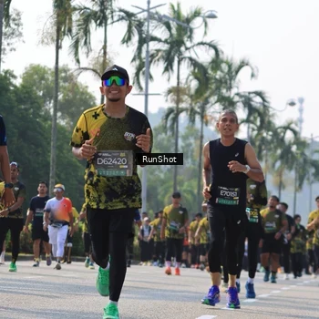 Runner Photo 7015343