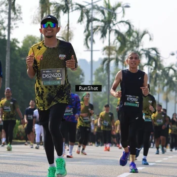 Runner Photo 7015345