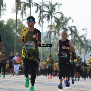 Runner Photo 7015348
