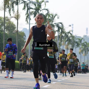 Runner Photo 7015350
